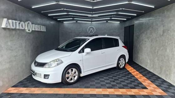 NISSAN TIIDA 1.8 SL 16V FLEX 4P AUTOMÁTICO